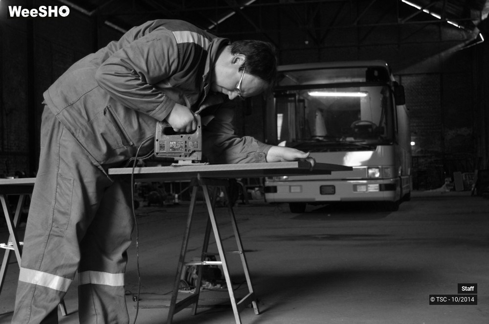 32/49 photos du spectacle Construction d'un Opéra bus