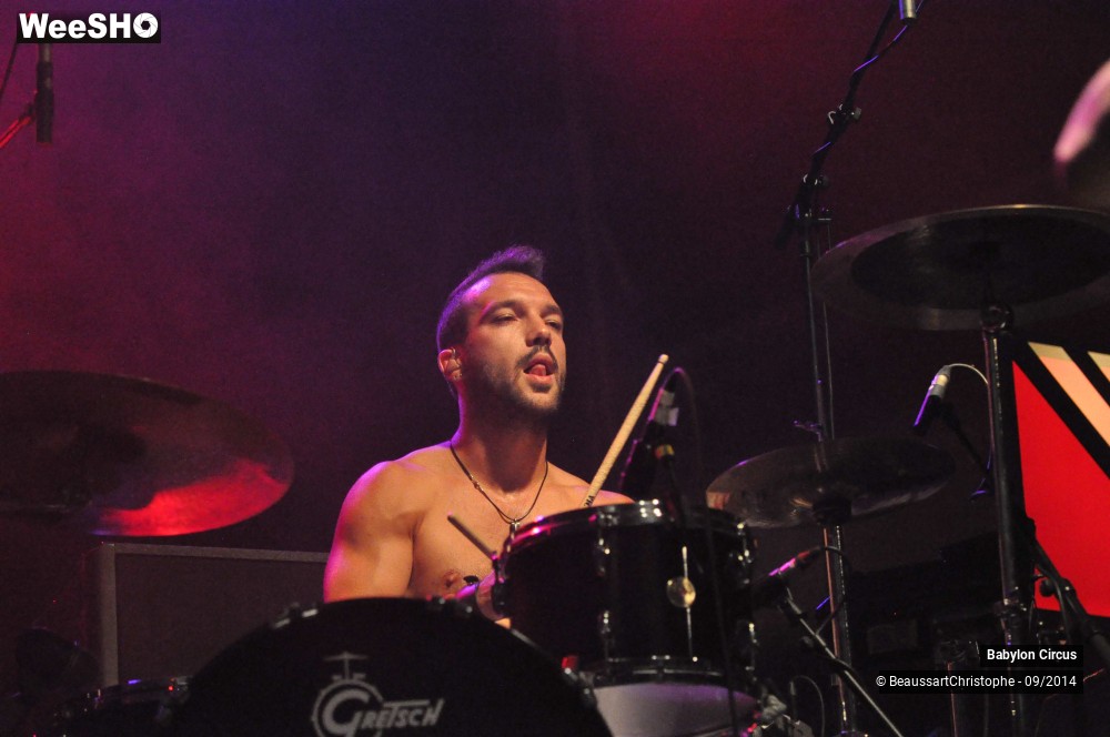 38/51 photos du spectacle Babylon Circus