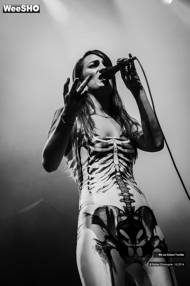 9/50 photos du spectacle We are enfant terrible