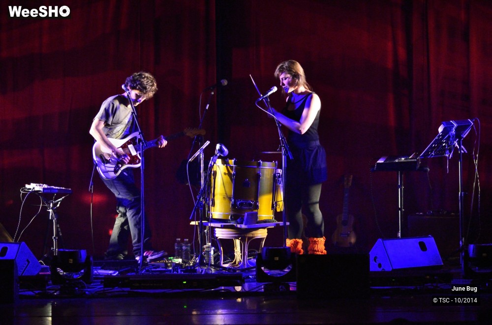 4/9 photos du spectacle June Bug