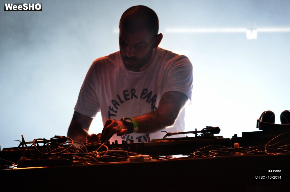 24/27 photos du spectacle DJ Pone