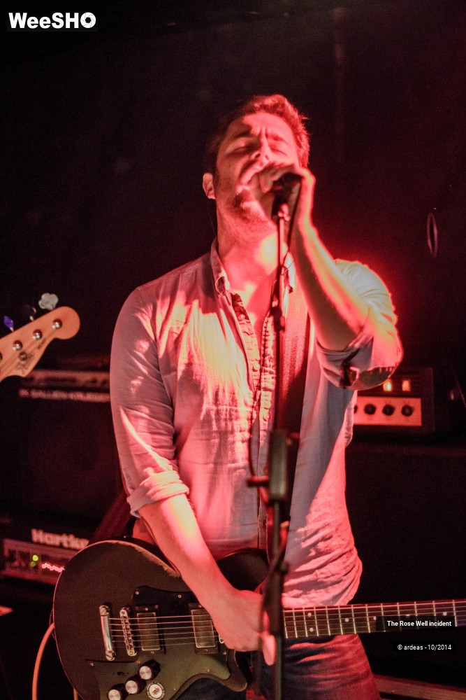 9/19 photos du spectacle The Rose Well incident