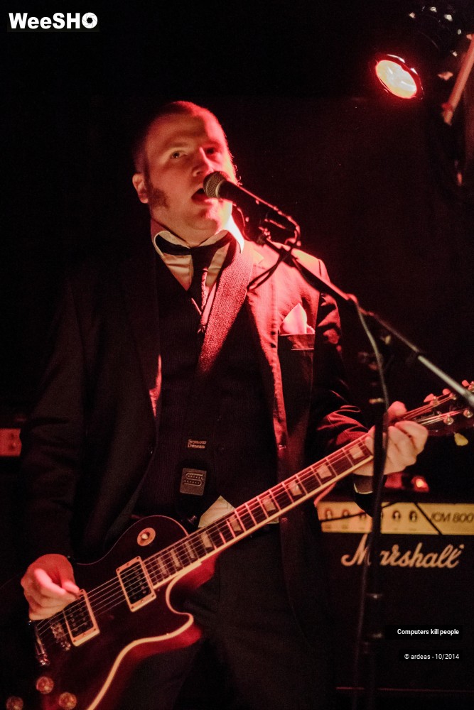 14/39 photos du spectacle Computers kill people 