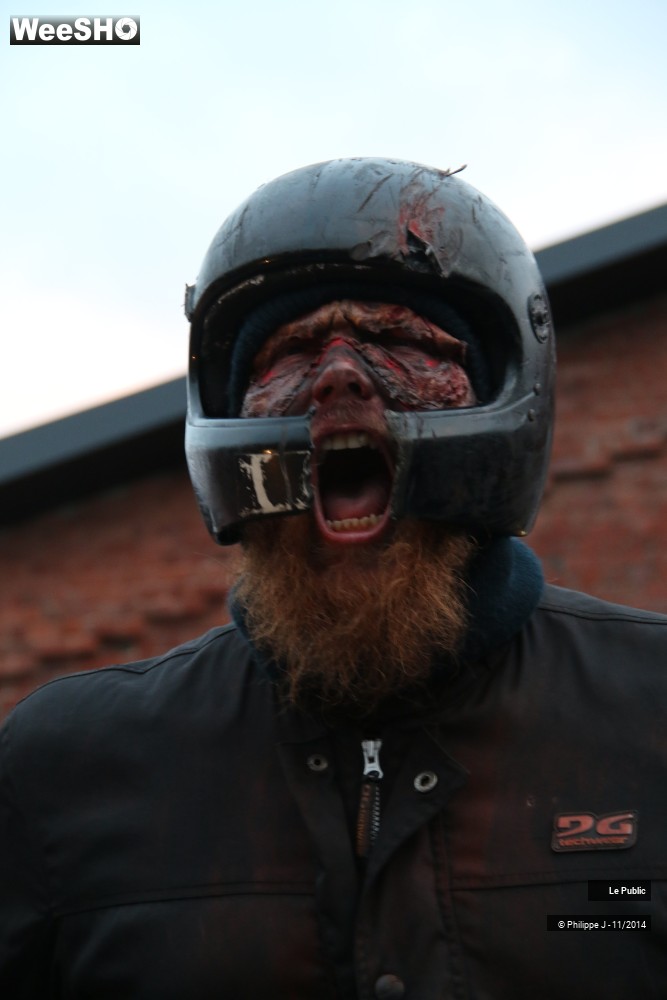 31/44 photos du spectacle Zombie Walk 2014 1