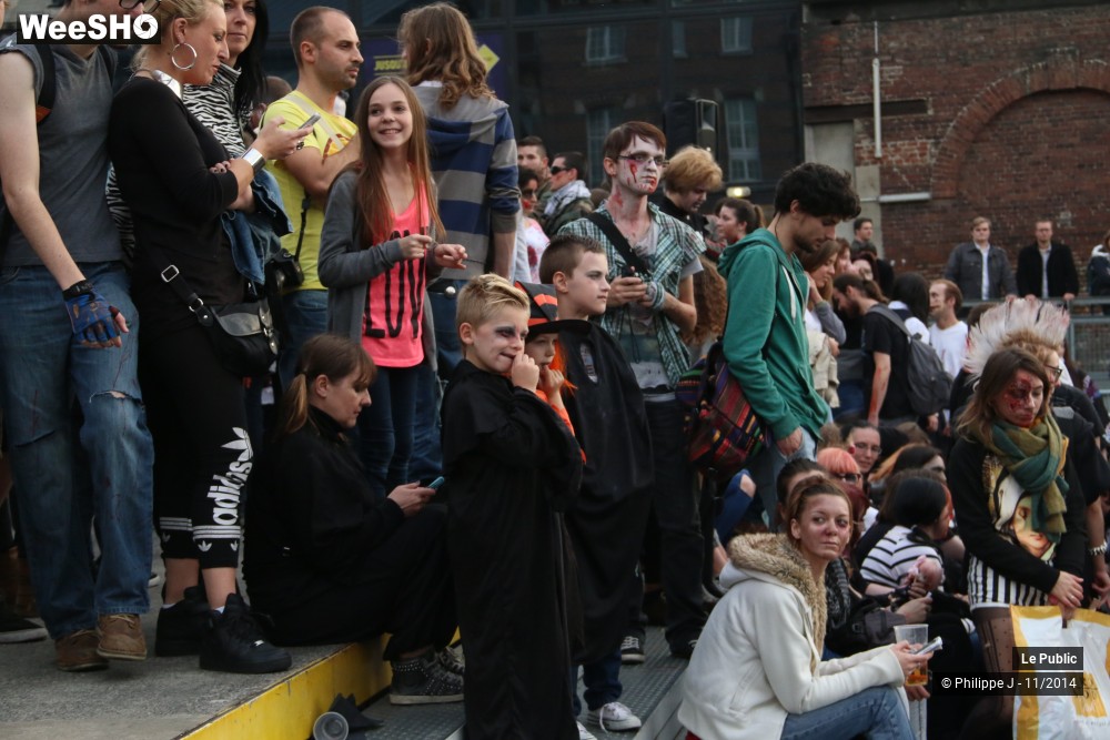 44/44 photos du spectacle Zombie Walk 2014 1