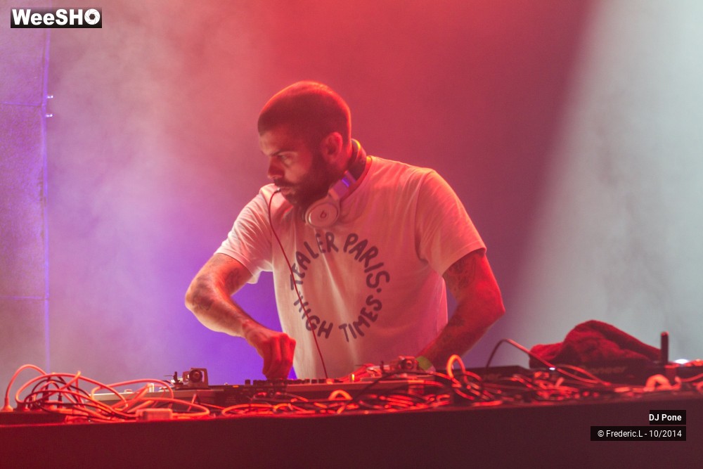 6/30 photos du spectacle DJ Pone