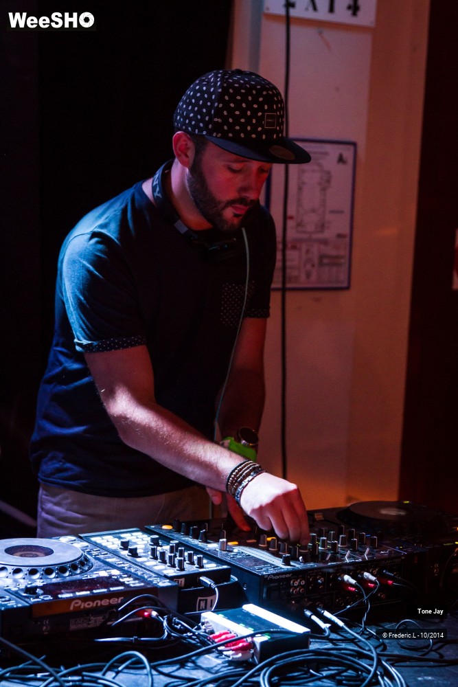 2/9 photos du spectacle Tone Jay