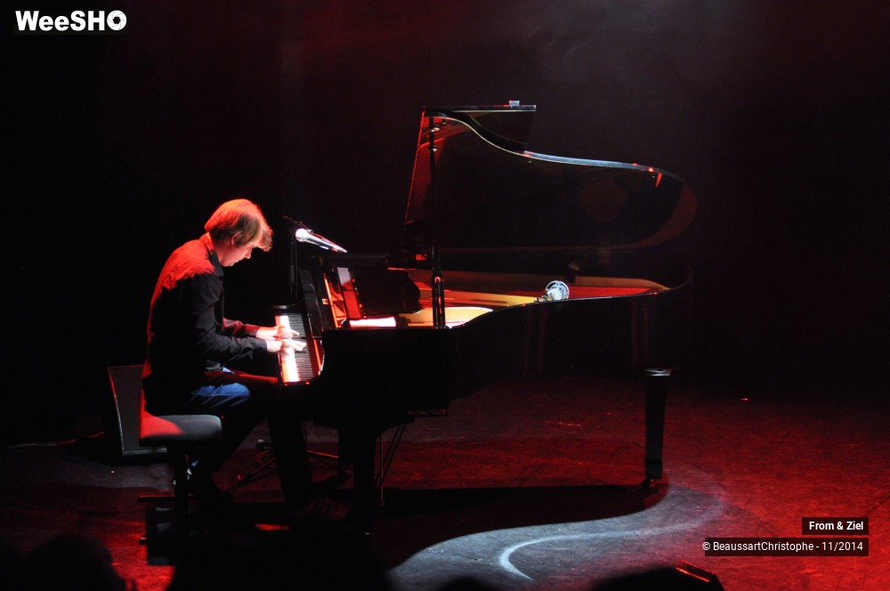 10/51 photos du spectacle From & Ziel 