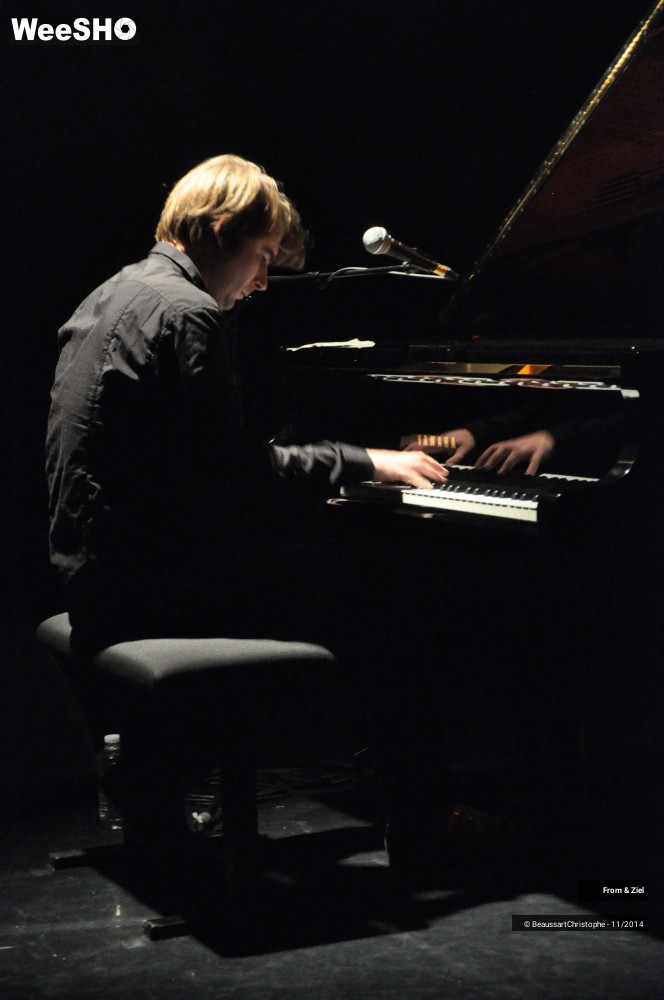 12/51 photos du spectacle From & Ziel 