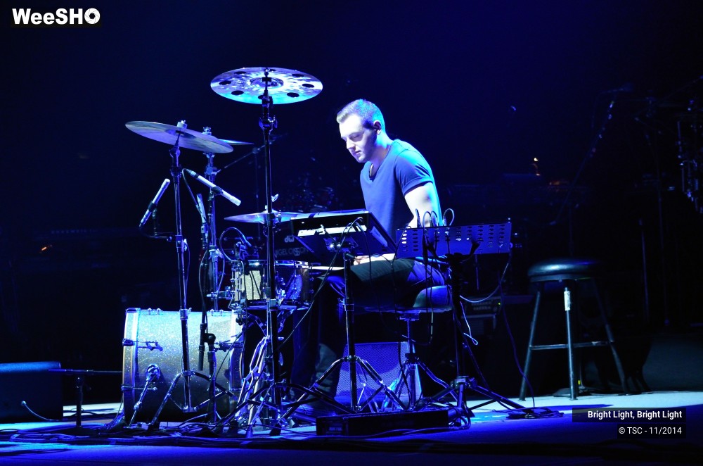 8/15 photos du spectacle Bright Light, Bright Light