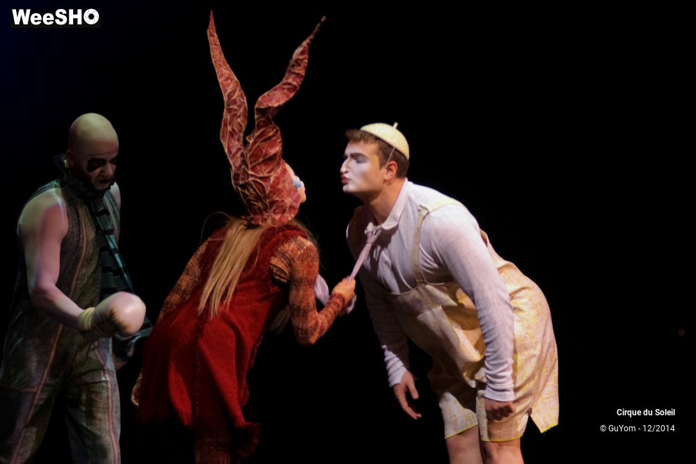 10/50 photos du spectacle Quidam - tableaux 1 & 2