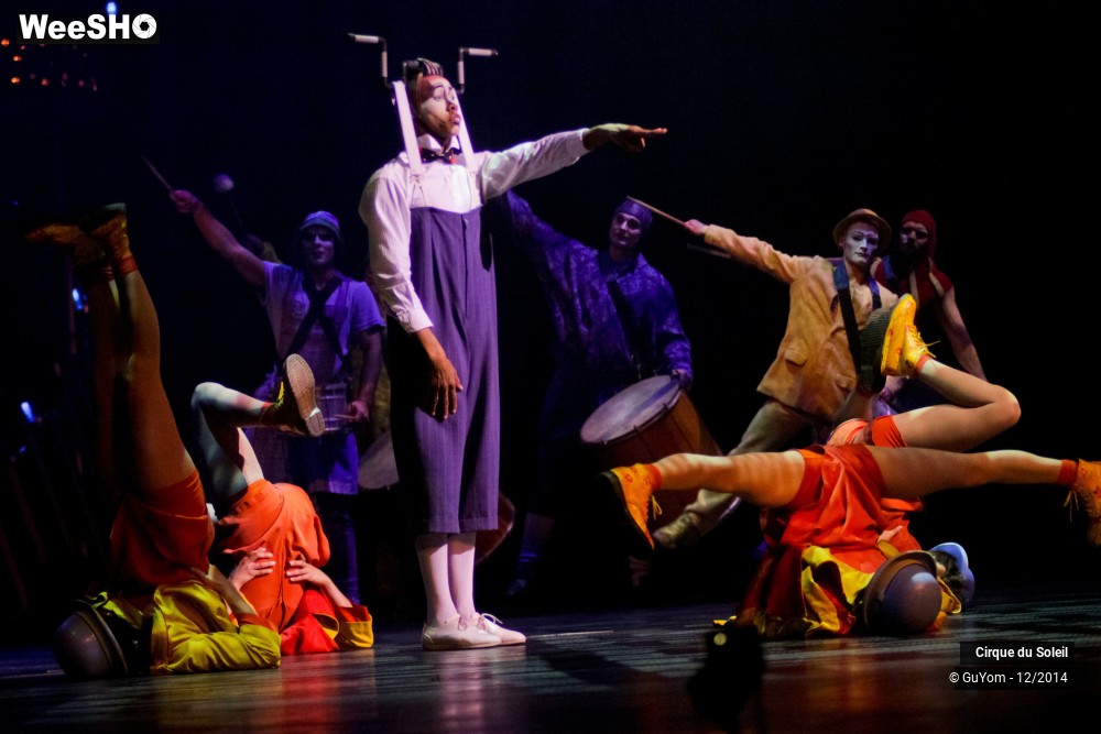 17/50 photos du spectacle Quidam - tableaux 1 & 2