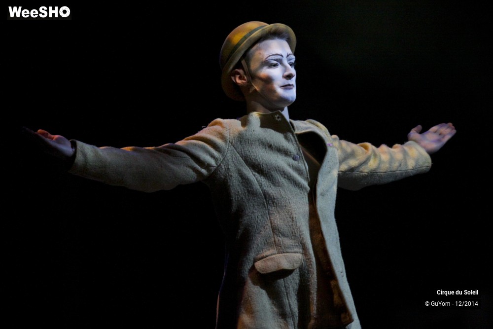 23/50 photos du spectacle Quidam - tableaux 1 & 2