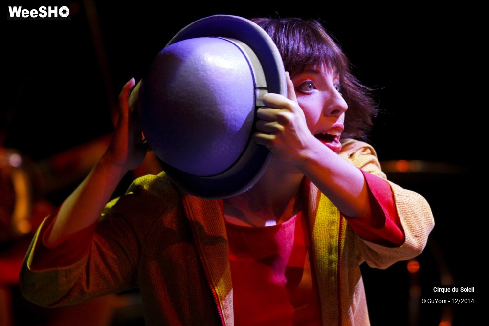 26/50 photos du spectacle Quidam - tableaux 1 & 2