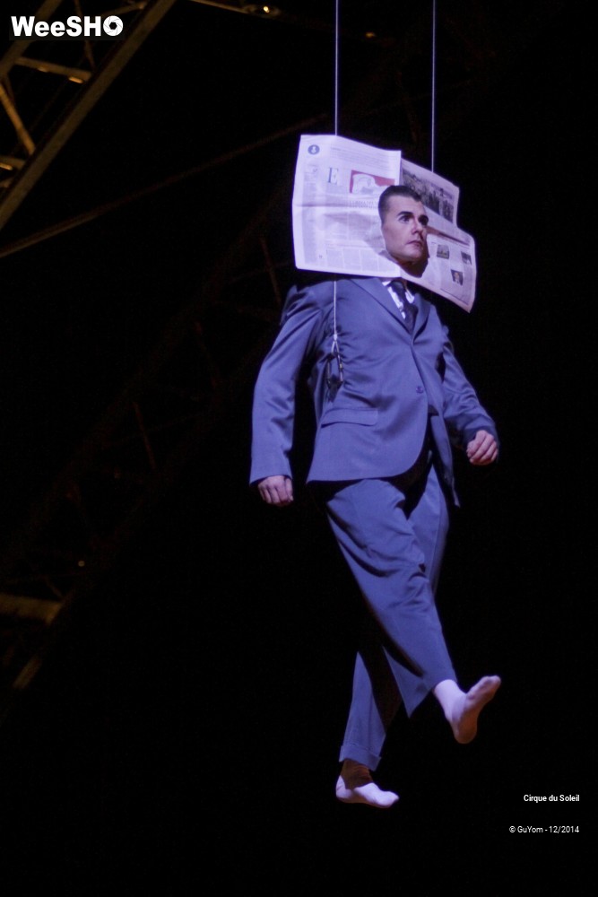 30/50 photos du spectacle Quidam - tableaux 1 & 2