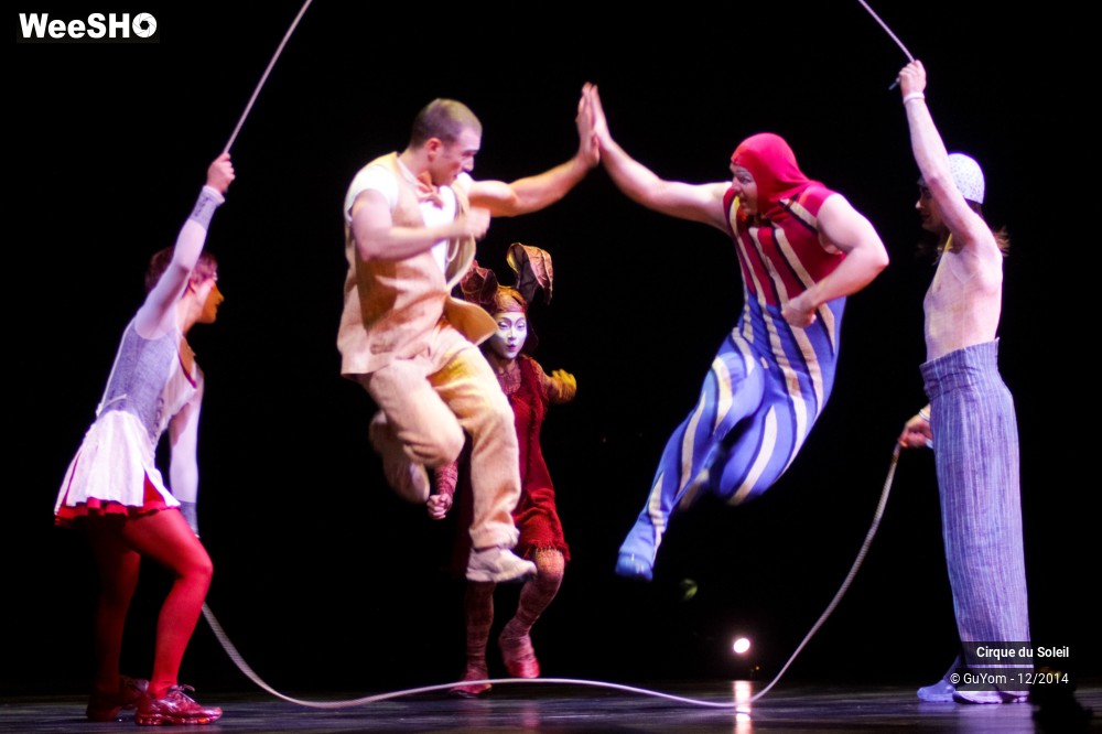 12/50 photos du spectacle Quidam - tableaux 3, 4 & 5