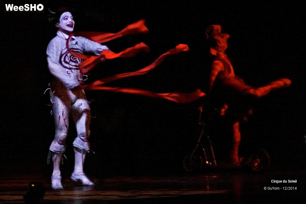 48/50 photos du spectacle Quidam - tableaux 3, 4 & 5