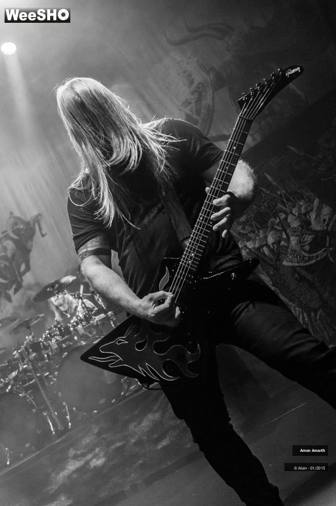 10/15 photos du spectacle Amon amarth