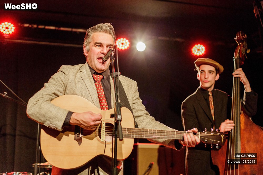 20/49 photos du spectacle Jake and his red hot