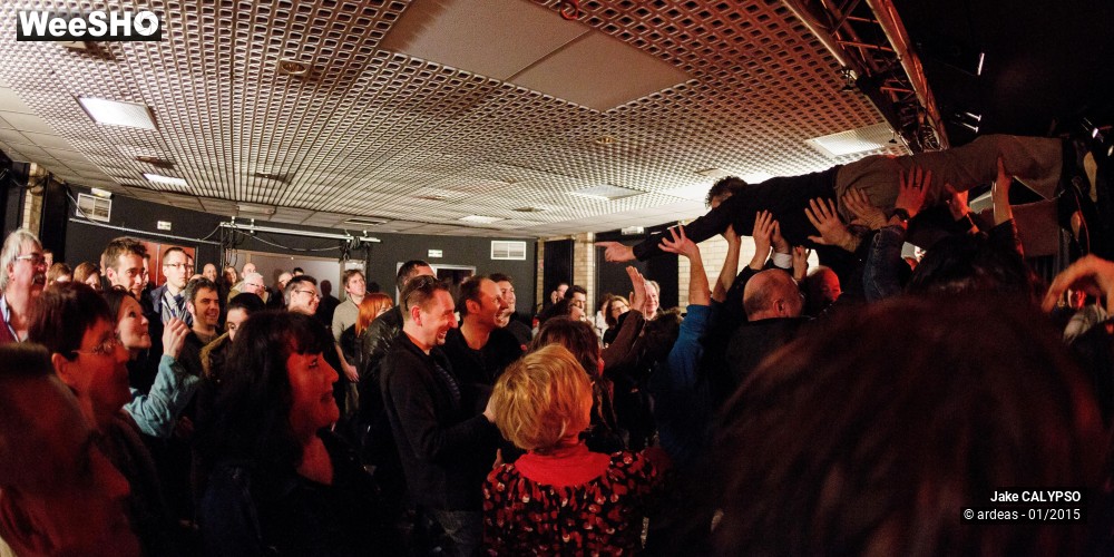 27/49 photos du spectacle Jake and his red hot