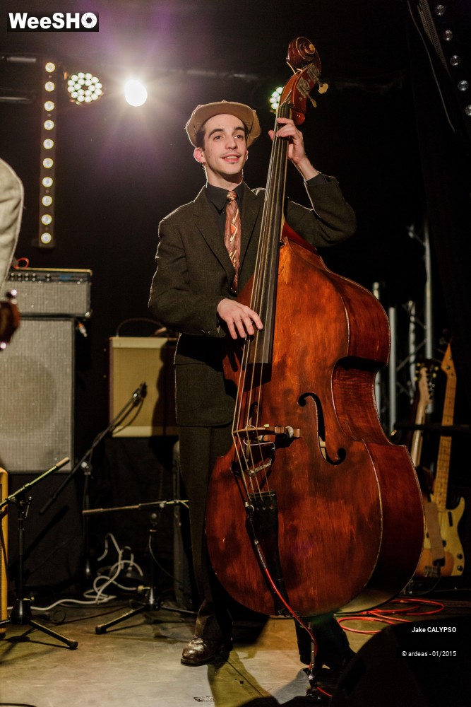 43/49 photos du spectacle Jake and his red hot