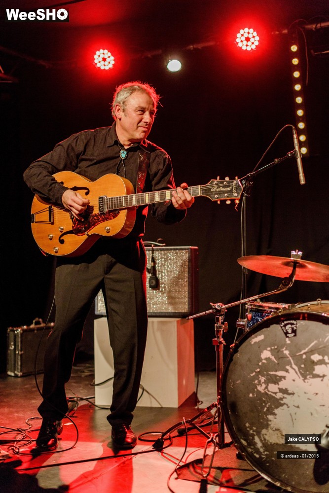 46/49 photos du spectacle Jake and his red hot