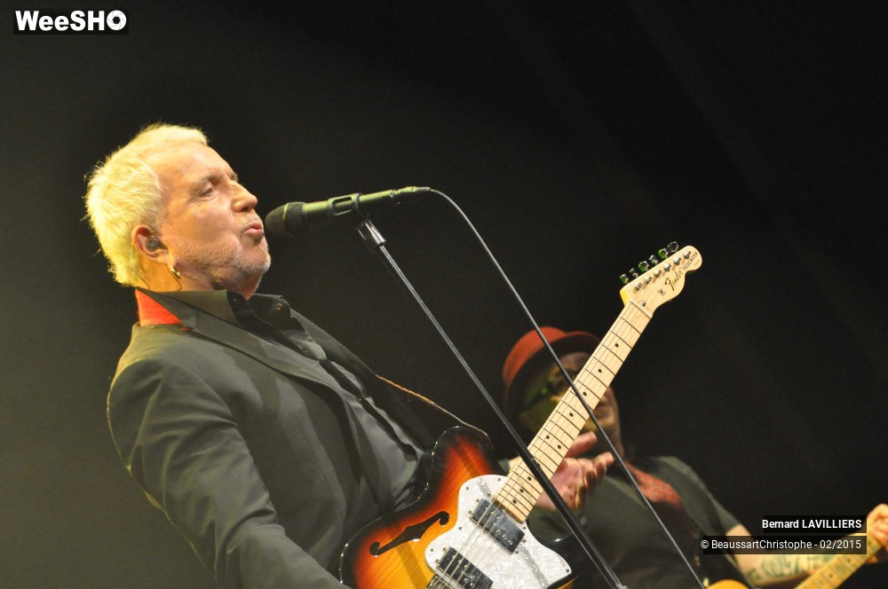 15/35 photos du spectacle Bernard Lavilliers