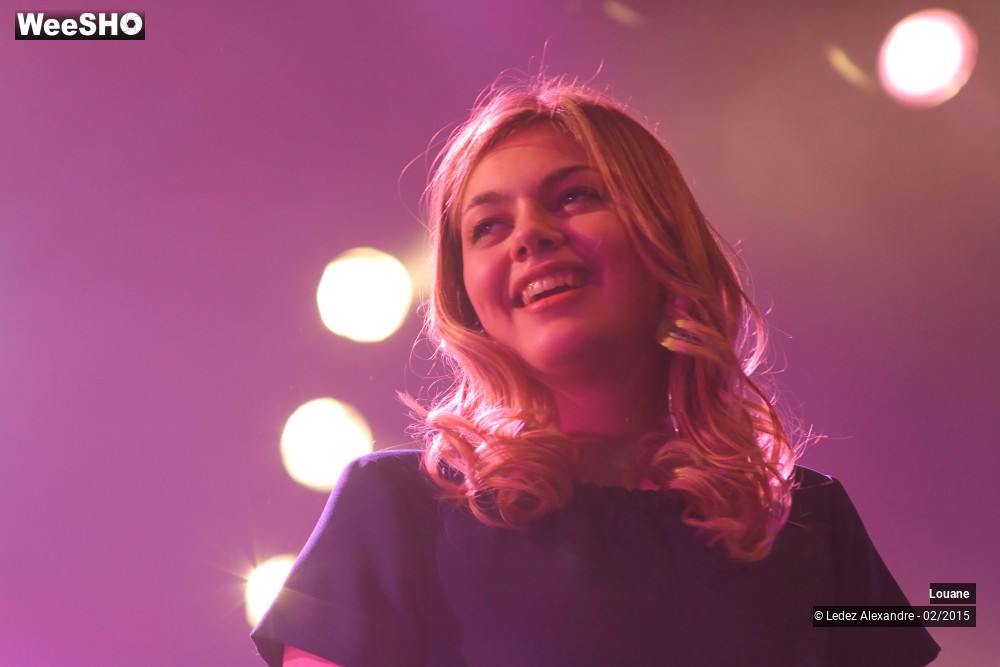 8/10 photos du spectacle Louane