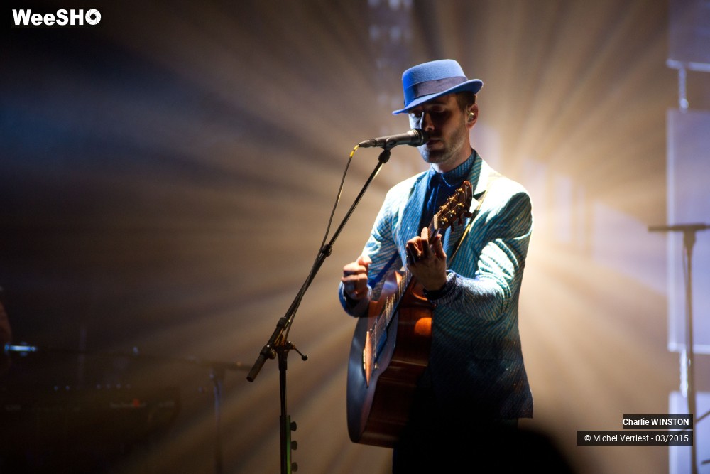 16/17 photos du spectacle Charlie WINSTON