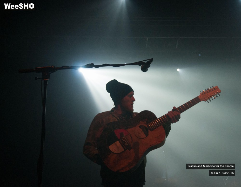 14/19 photos du spectacle Nahko and Medicine for the People