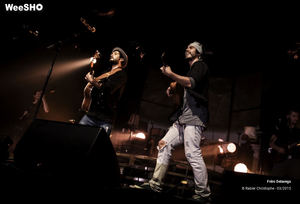 15/48 photos du spectacle Fréro Delavega