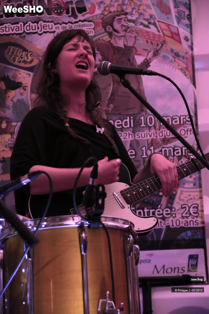 16/20 photos du spectacle June Bug