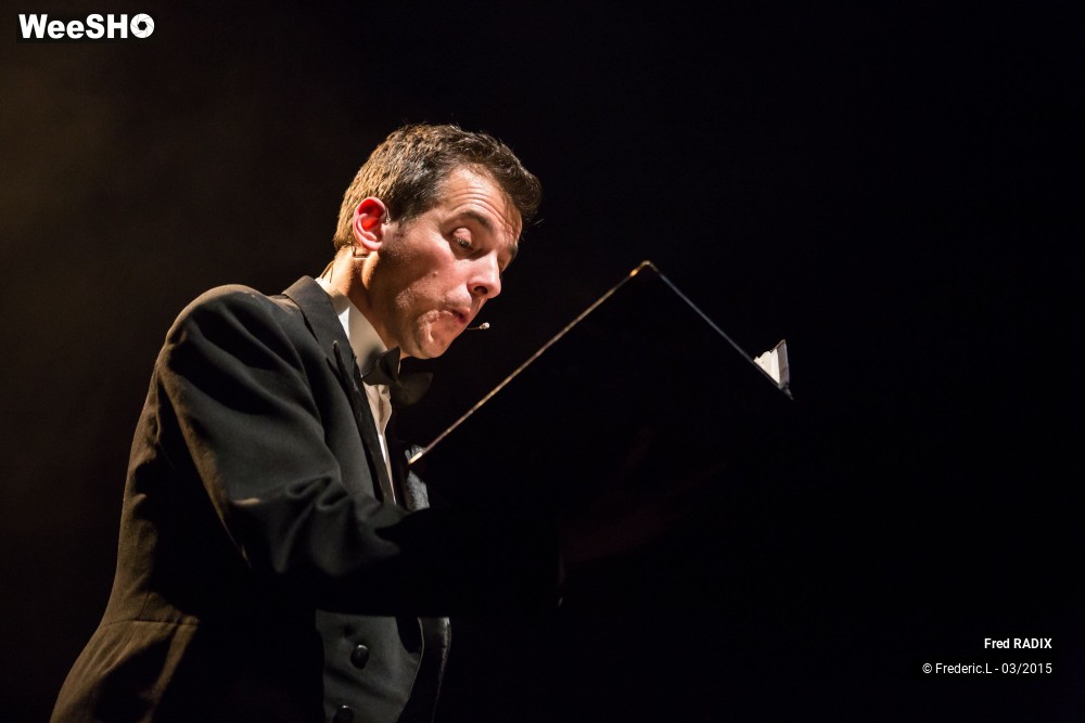 2/48 photos du spectacle Le Siffleur - Fred Radix