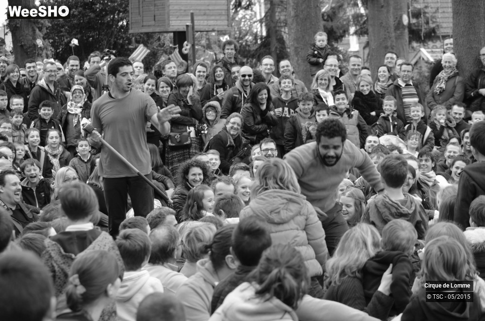 8/37 photos du spectacle L'herbe est plus rose ici 