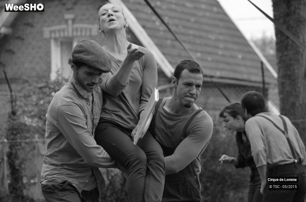 20/37 photos du spectacle L'herbe est plus rose ici 