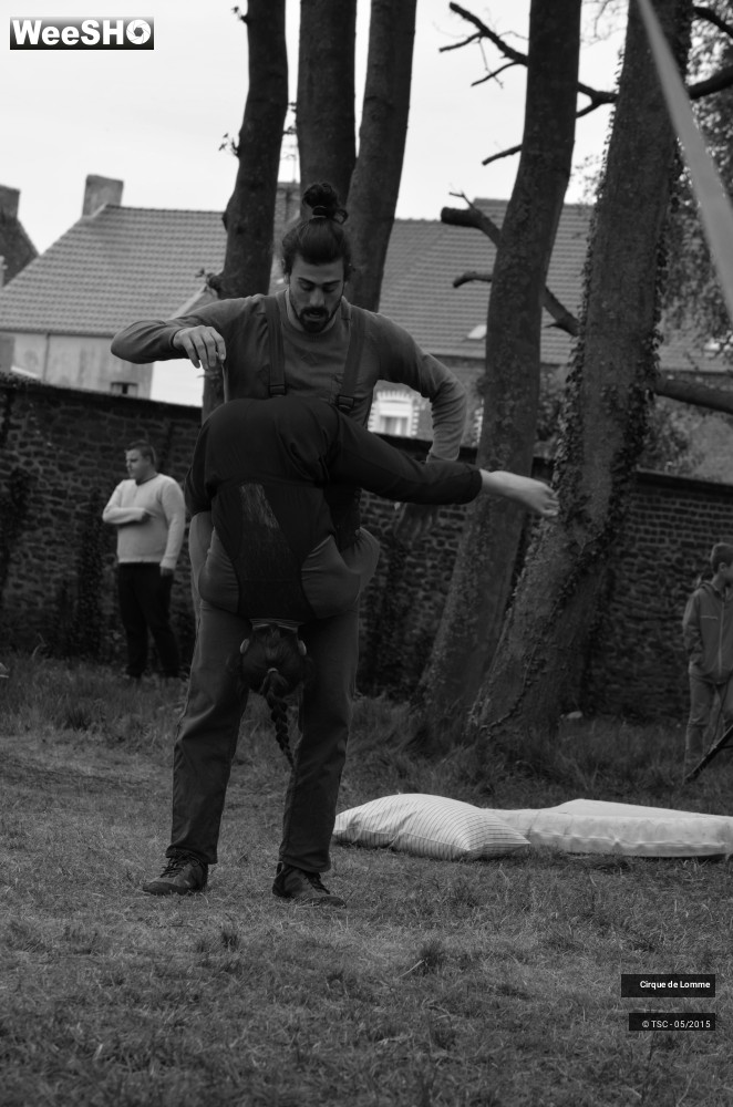 34/37 photos du spectacle L'herbe est plus rose ici 