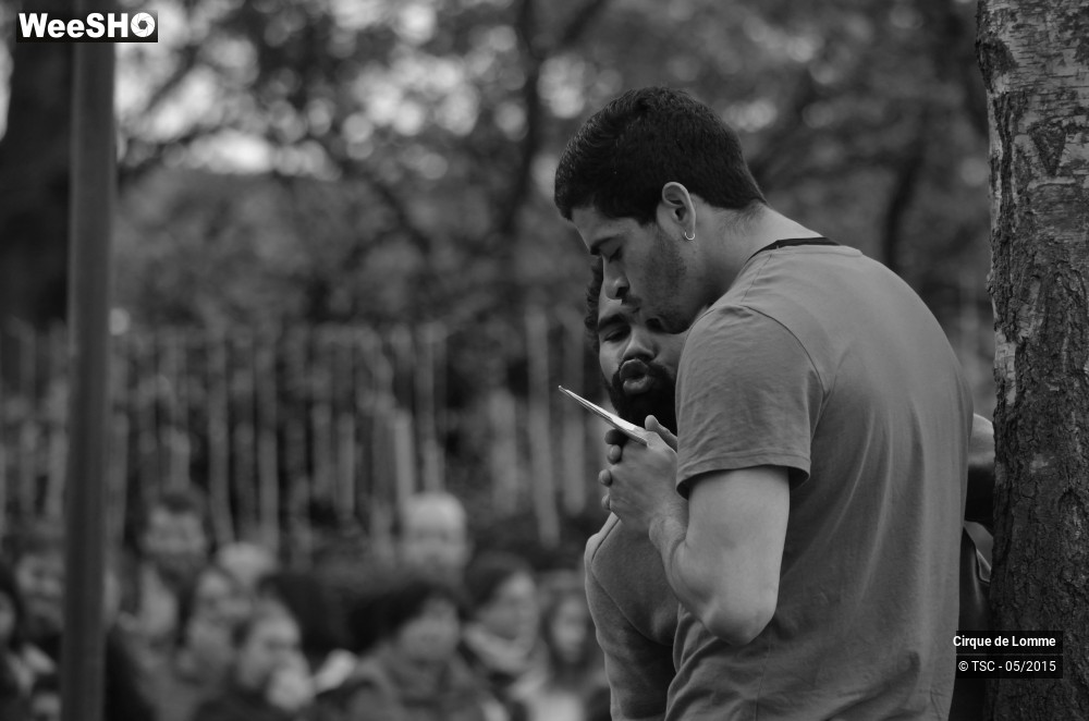 36/37 photos du spectacle L'herbe est plus rose ici 