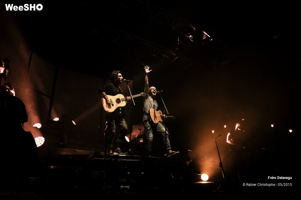 9/45 photos du spectacle Fréro Delavega