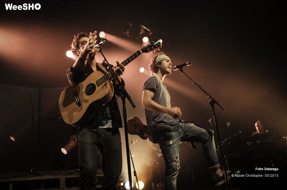 15/45 photos du spectacle Fréro Delavega