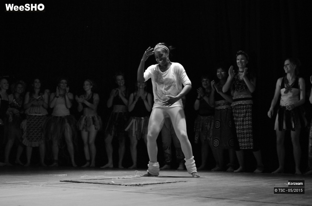 29/30 photos du spectacle Mon petit Pays