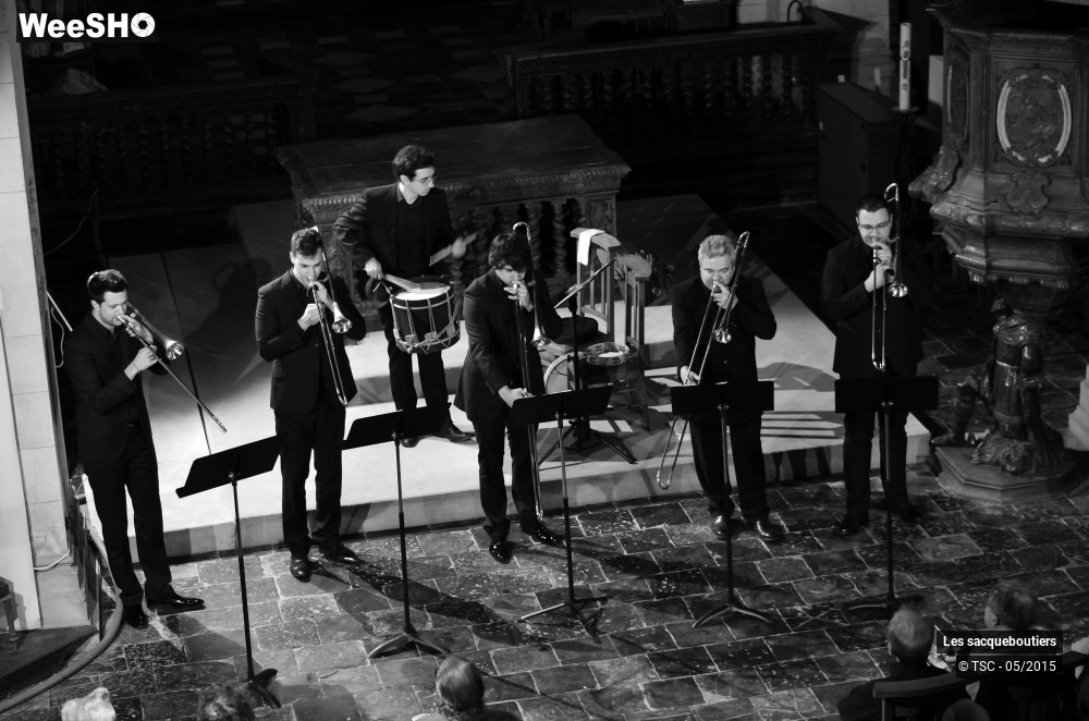 17/18 photos du spectacle La sacqueboute, de parades en divertissements