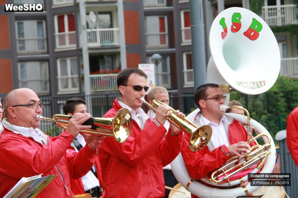 19/39 photos du spectacle Fanfares à Saint-Maurice