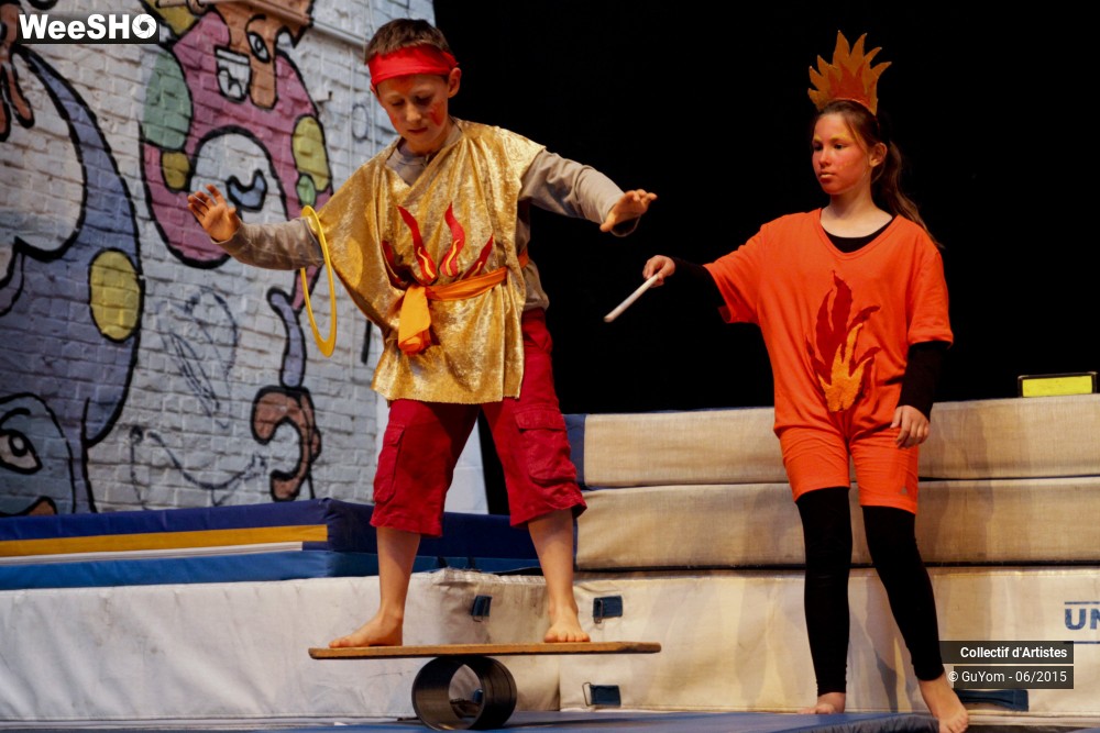 55/59 photos du spectacle Les Jeux Intergalactiques