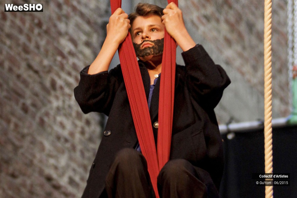 5/33 photos du spectacle Sacrée bouteille