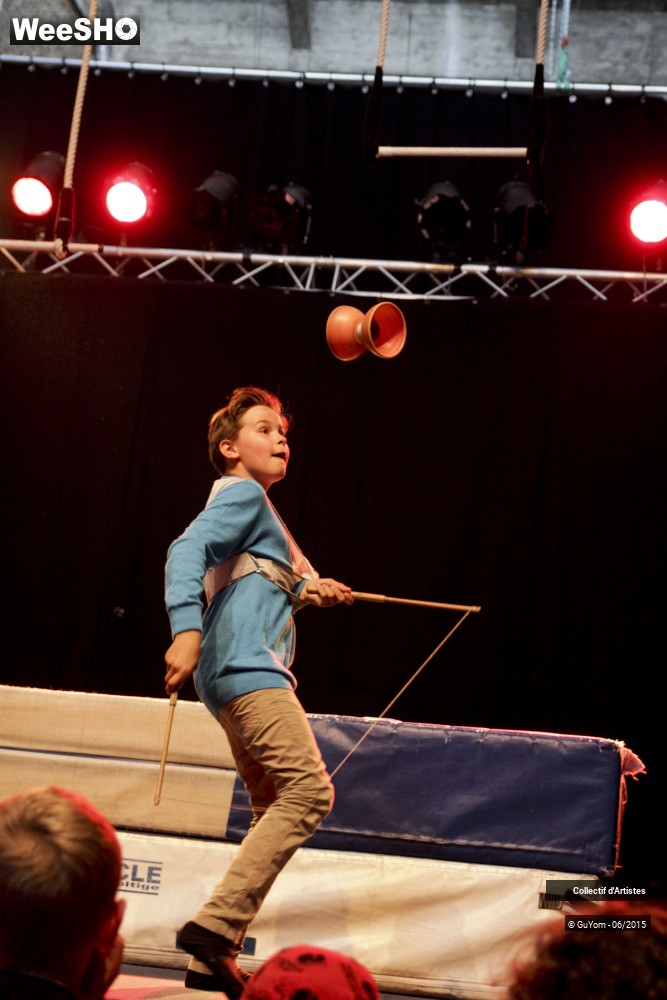 22/33 photos du spectacle Sacrée bouteille