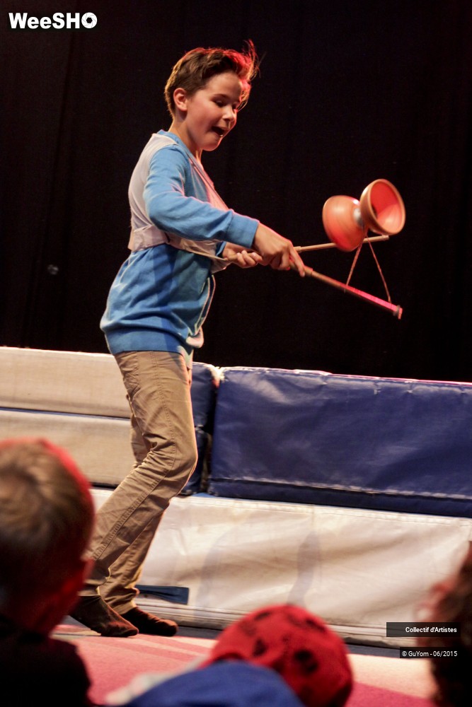 25/33 photos du spectacle Sacrée bouteille