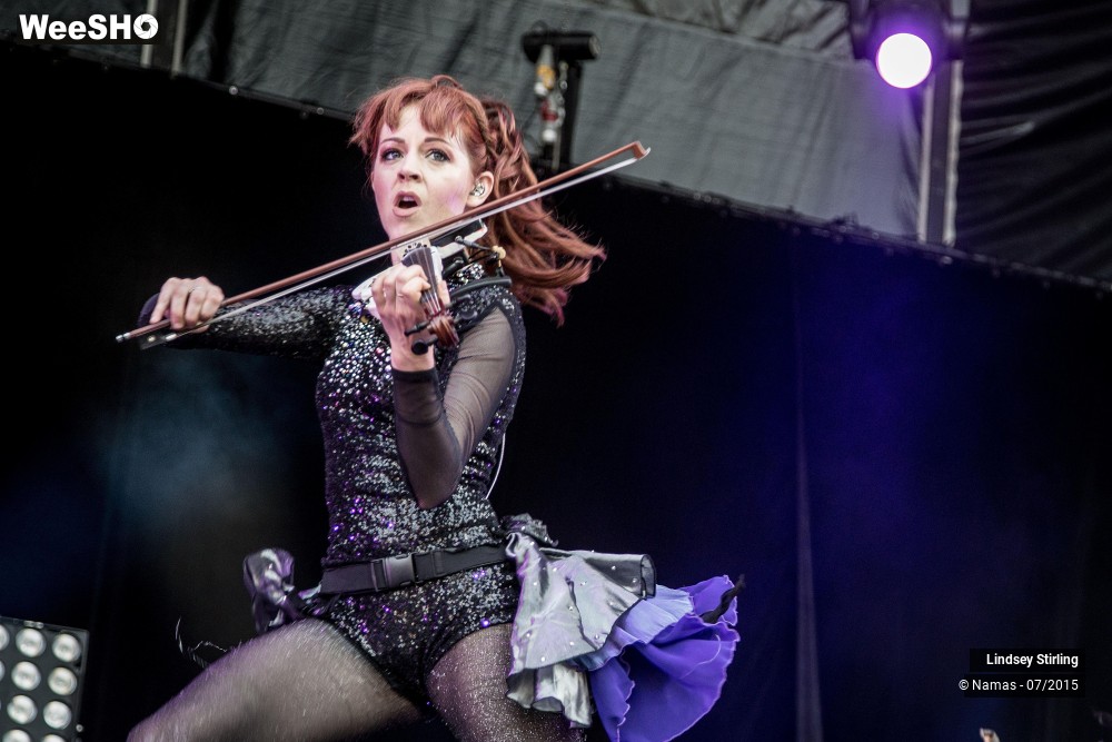18/27 photos du spectacle Lindsey Stirling