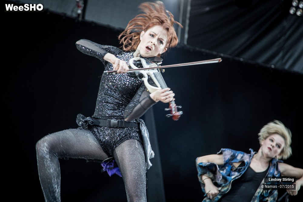 19/27 photos du spectacle Lindsey Stirling