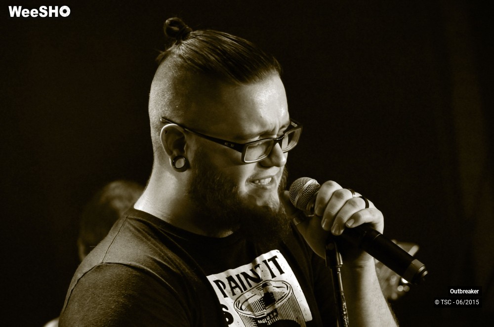 2/22 photos du spectacle Outbreaker