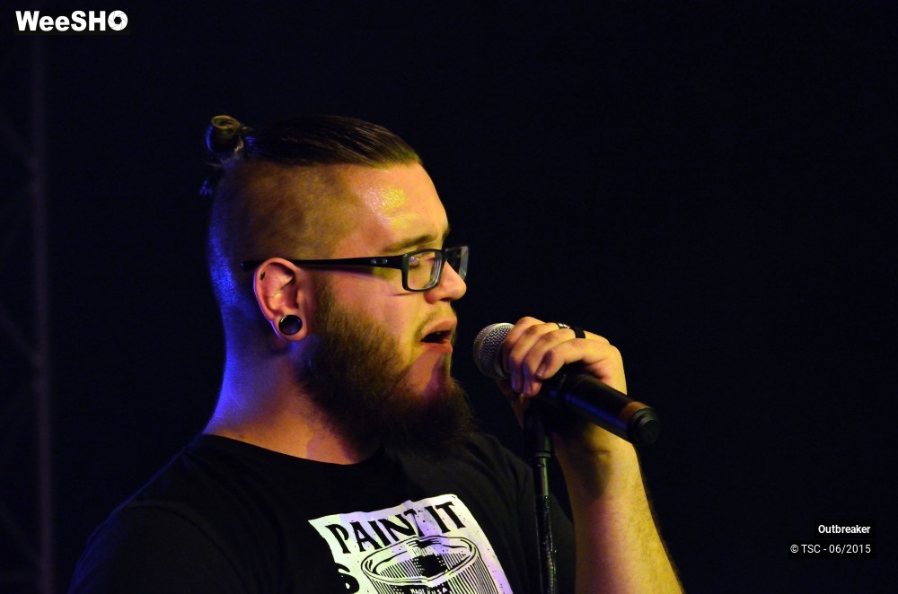 16/22 photos du spectacle Outbreaker